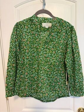 Trovata Birds of Paradis Green Floral V-Neck (Bailey) Blouse